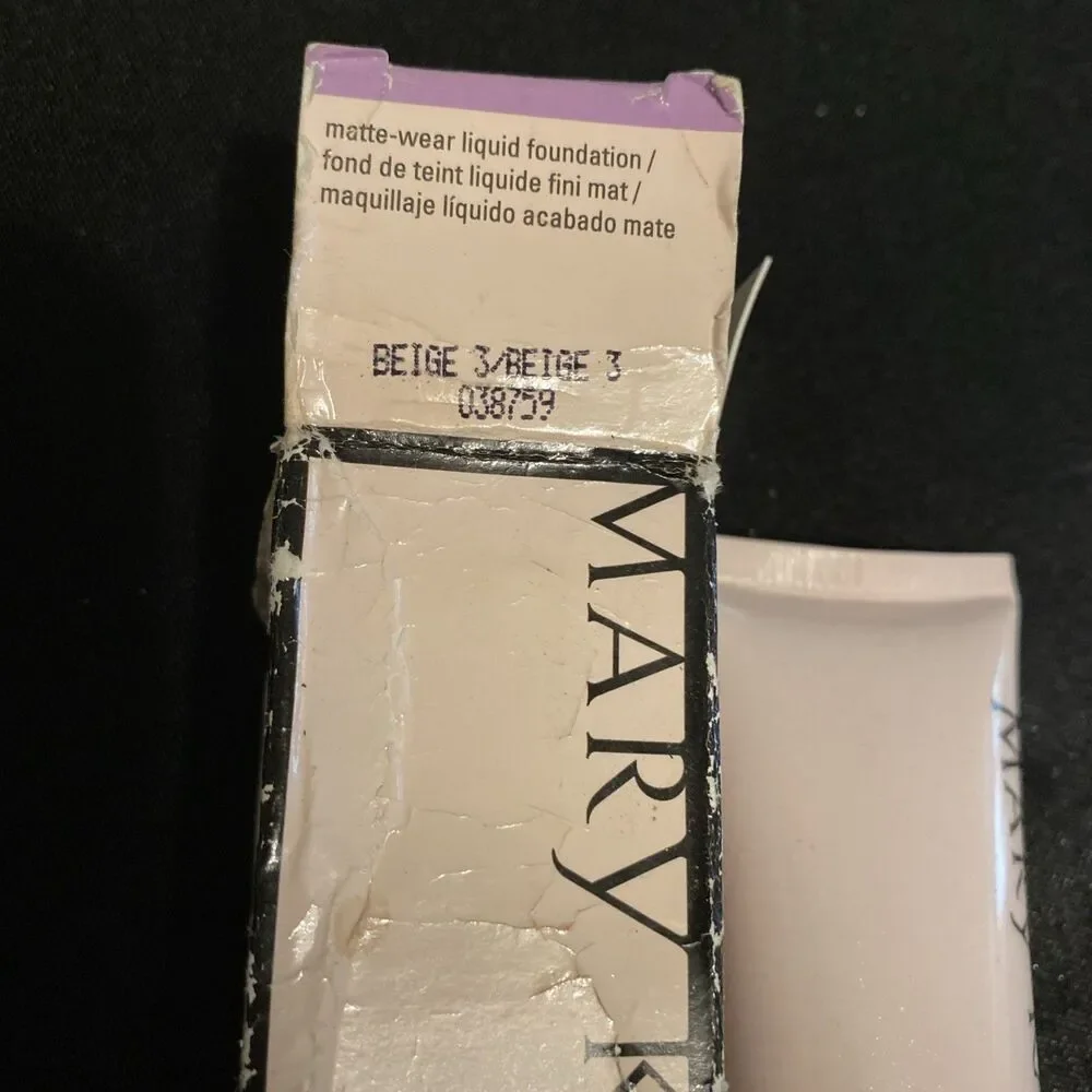 Mary Kay Timewise Matte Wear Liquid Foundation Beige 3
